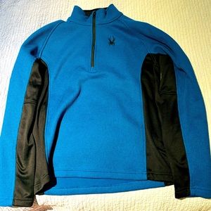 Size men’s medium blue and black spyder jacket.